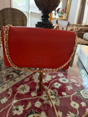 COACH Orange/Red Leather Wallet can be  Crossbody